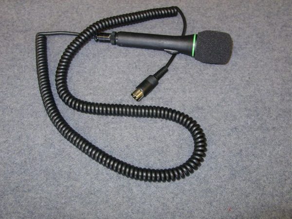 Guide microphone with spiral cable