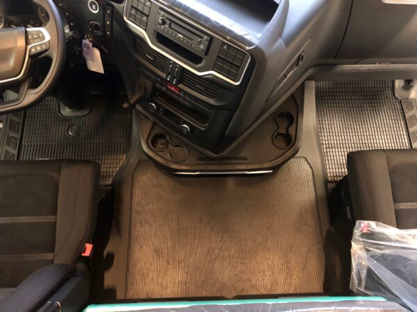 Gummifußmatten für IVECO S-Way